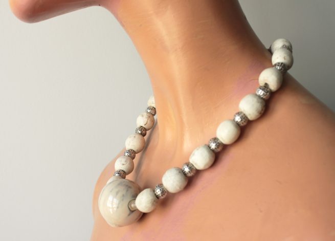 SILVER WHITE