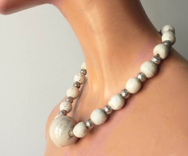 SILVER WHITE